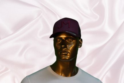 Bordeaux JM trucker cap